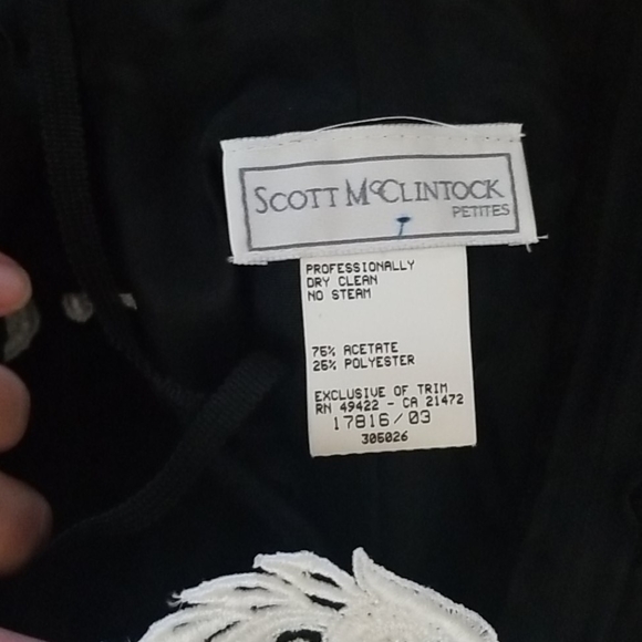 Vintage Black & White Lace Dress - Picture 10 of 10